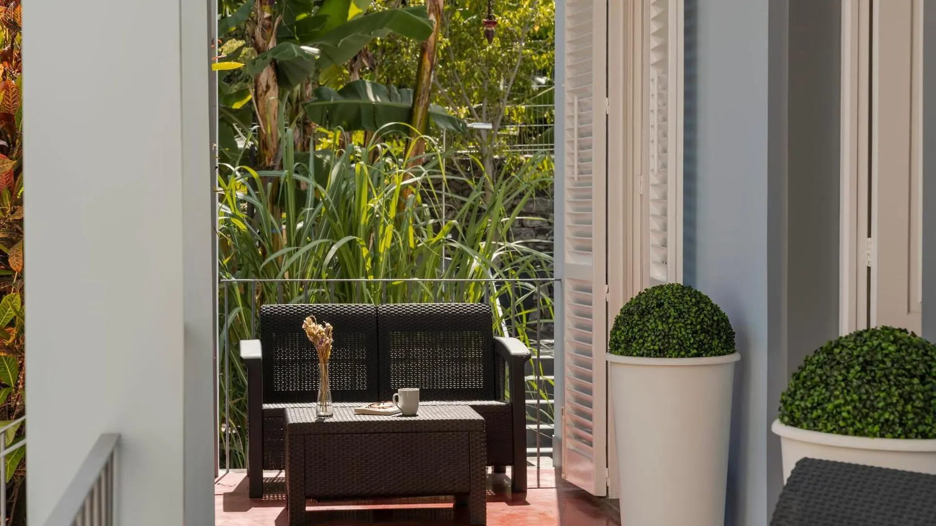 Villa Quebra Costas By An Island Apart 丰沙尔